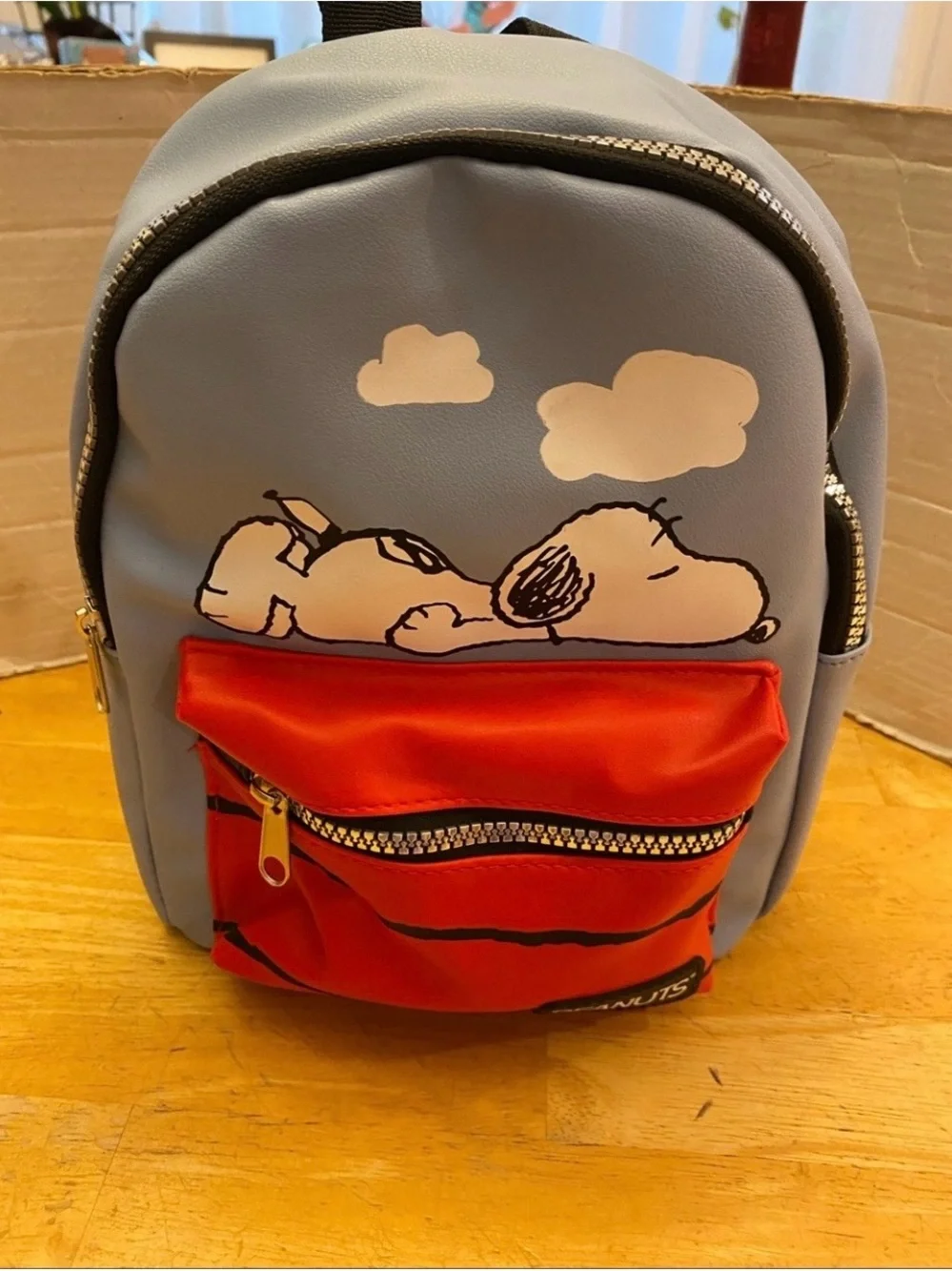 Peanuts Snoopy Mini Backpack with front Red Pocket Approx 8x10x3.5 NWT